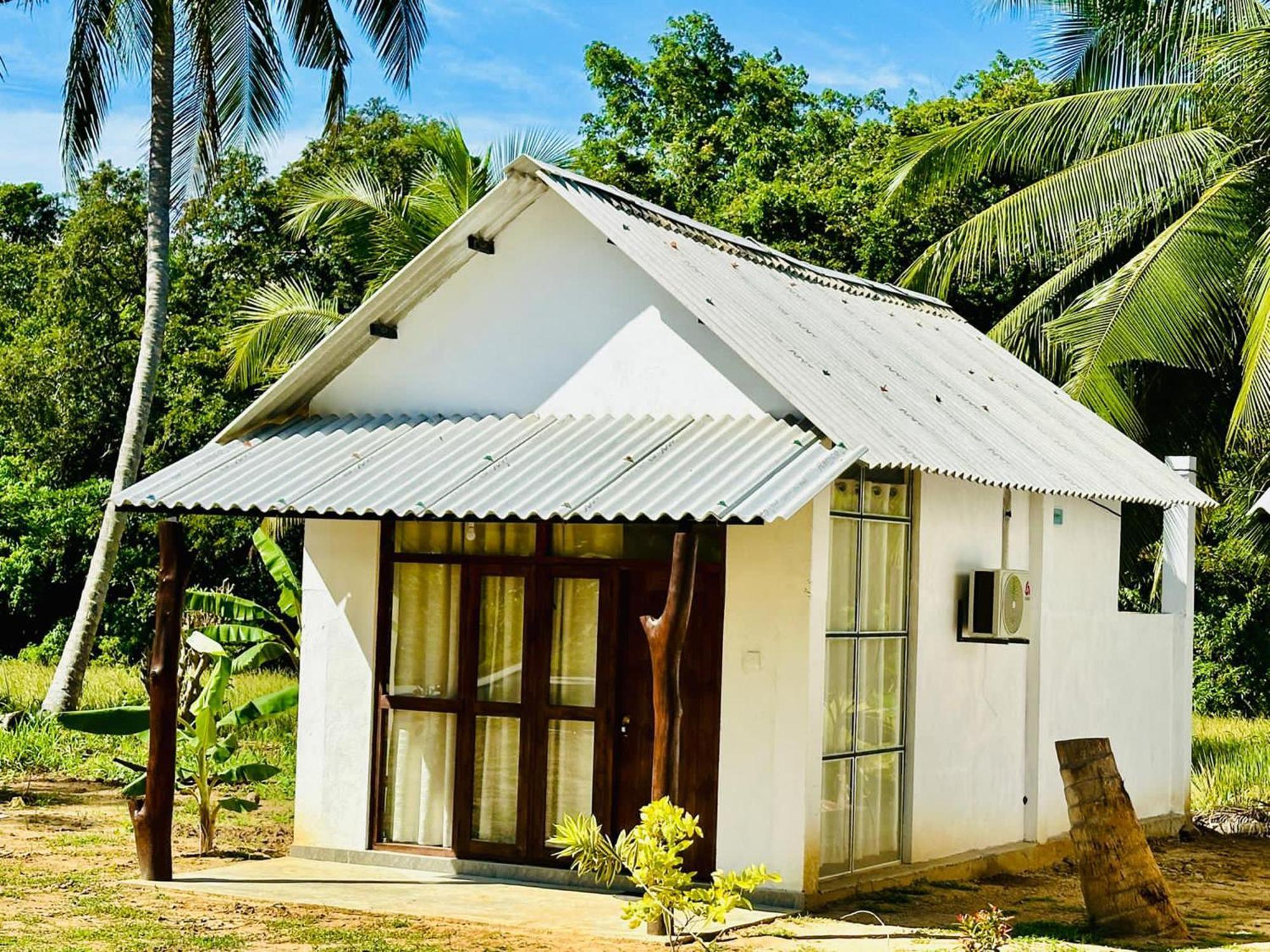 River Inn Safari Cottage Udawalawe Exterior foto